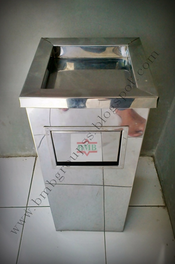 tempat-sampah-stainless-standing-ashtray-kotak